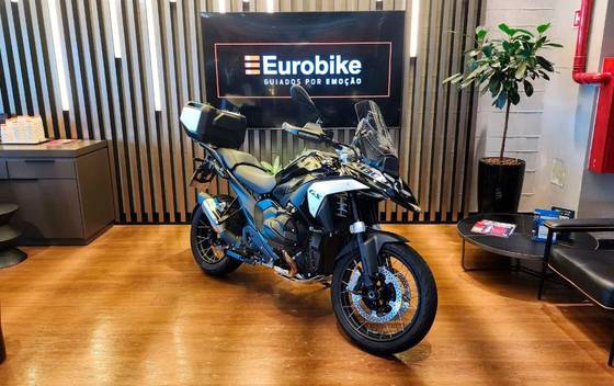 BMW R 1300 GS TRIPLE BLACK 